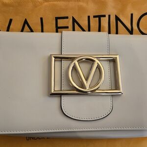 Valentino White Leather Handbag with Gold-Tone Closure